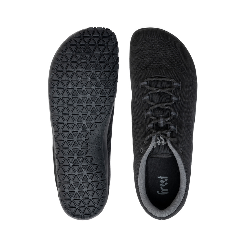 Freet Pace Sneakers