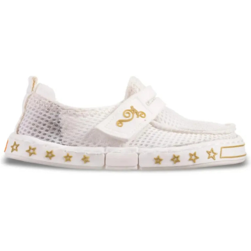 Magical Shoes Alex